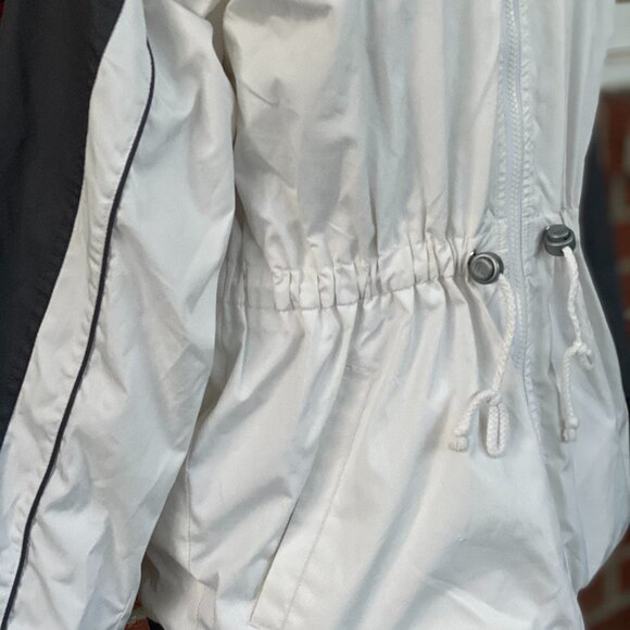 Fila White & Gray Colorblock Windbreaker Jacket | Women’s Small - Picture 5 of 13